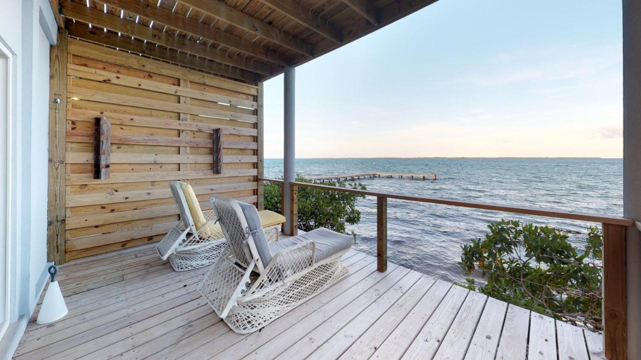 Thatch Caye Resort A Muy'Ono Resort Hopkins Exterior photo